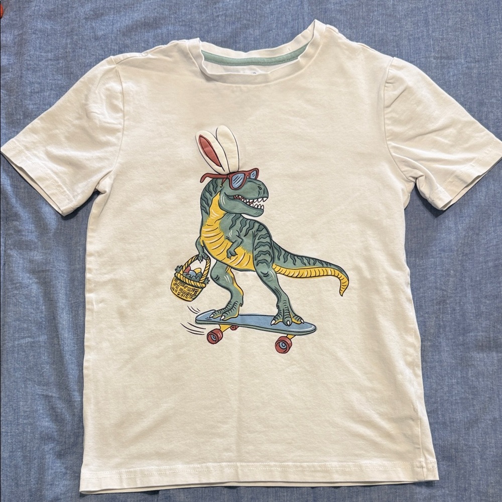 Tommy Bahama Kids Dinosaur Skate Tee - Cream size 7/8